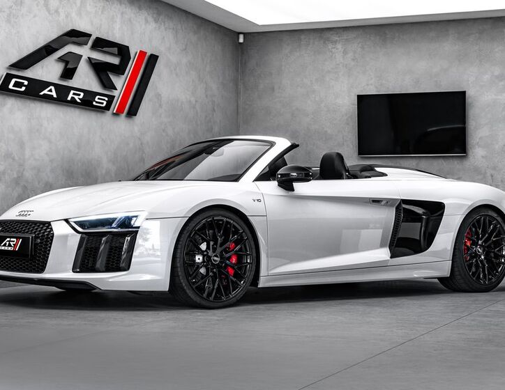 Audi R8 1