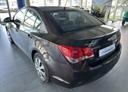 Chevrolet Cruze 4