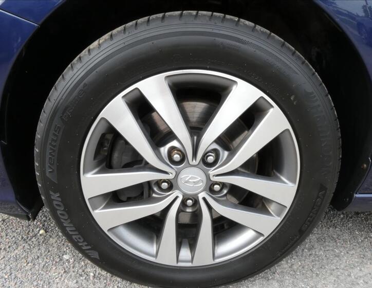 Hyundai i30 14