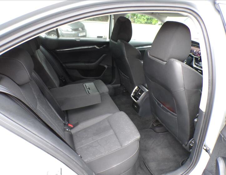 Škoda Octavia 23