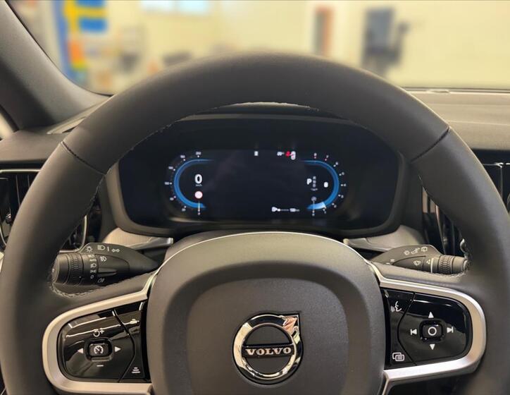 Volvo V60 8