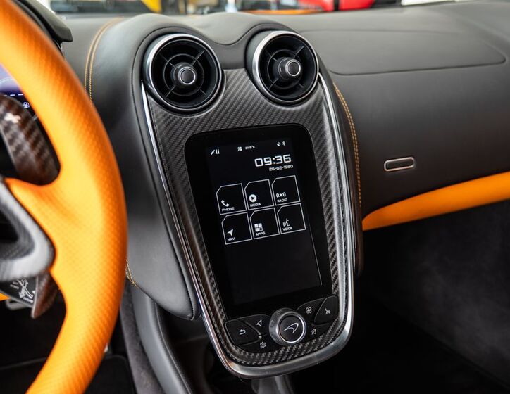 McLaren 570S 10