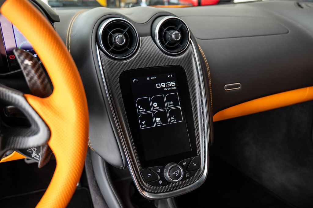 McLaren 570S