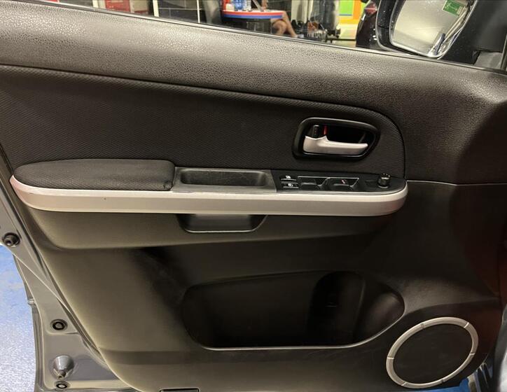 Suzuki Grand Vitara 19