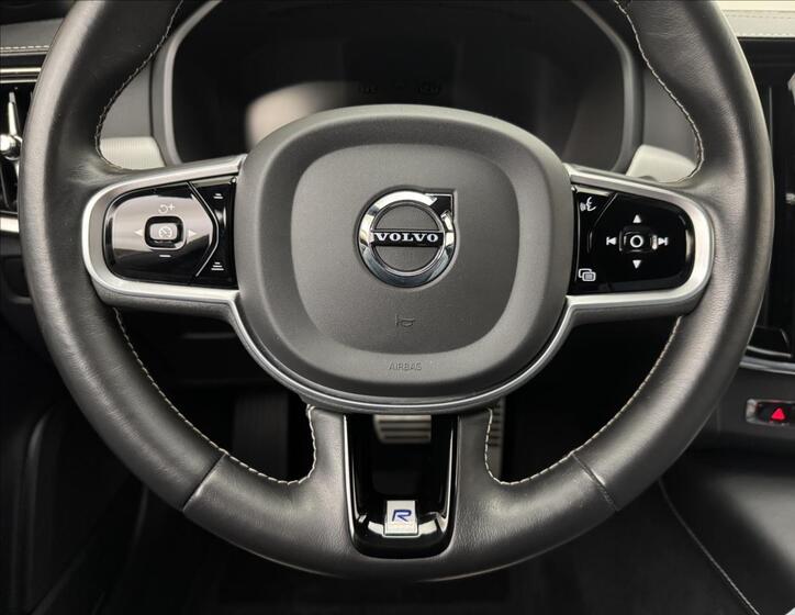 Volvo V90 7