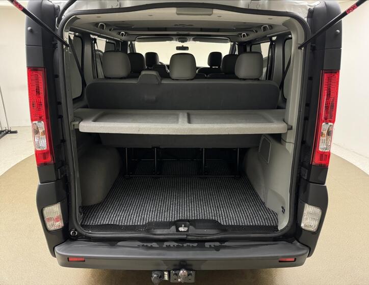 Opel Vivaro 27