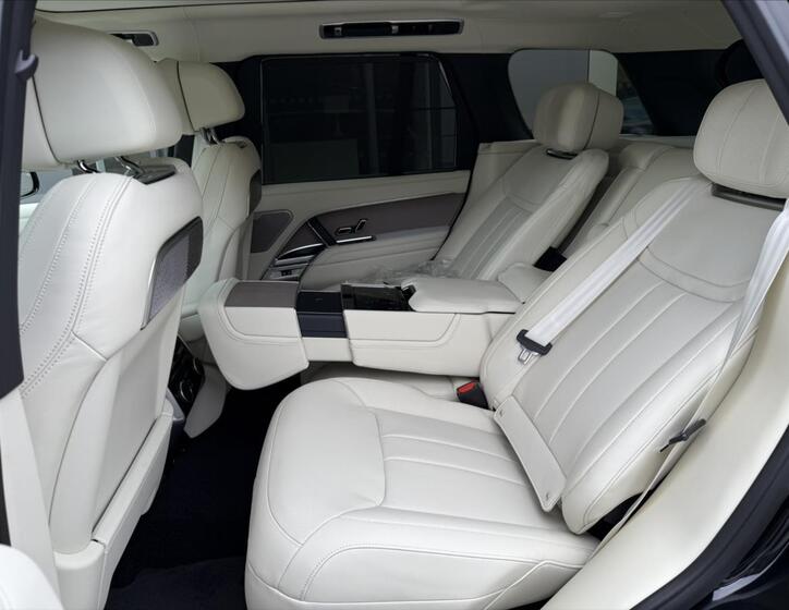 Land Rover Range Rover 34