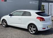 KIA ProCeed 4