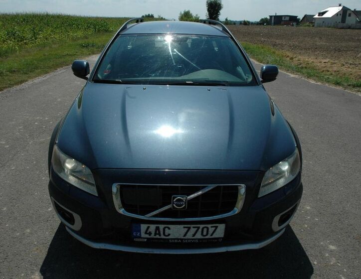 Volvo XC70 7