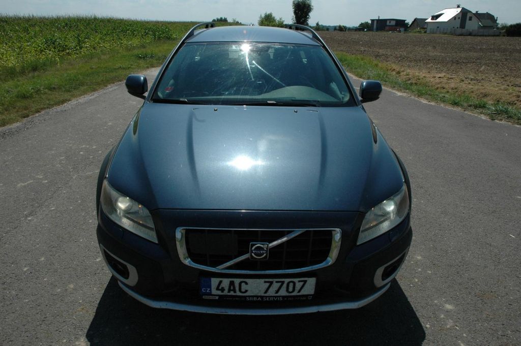 Volvo XC70