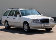 Mercedes-Benz 124 29