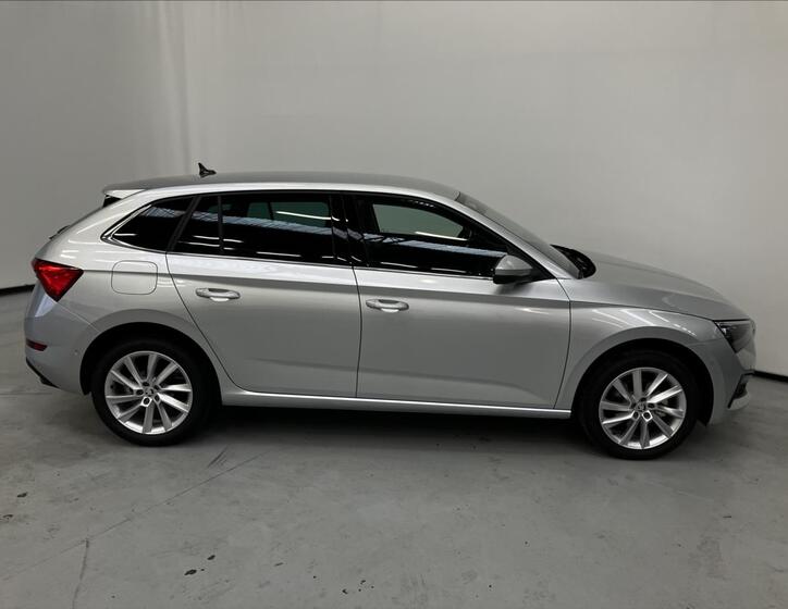 Škoda Scala 3