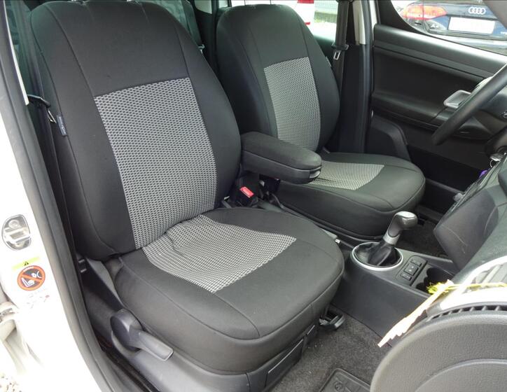 Škoda Roomster 30