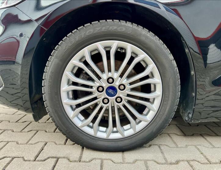 Ford Mondeo 51