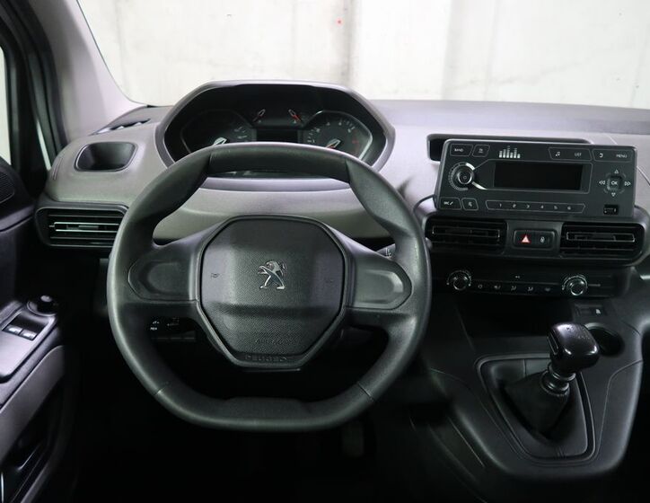Peugeot Rifter 16