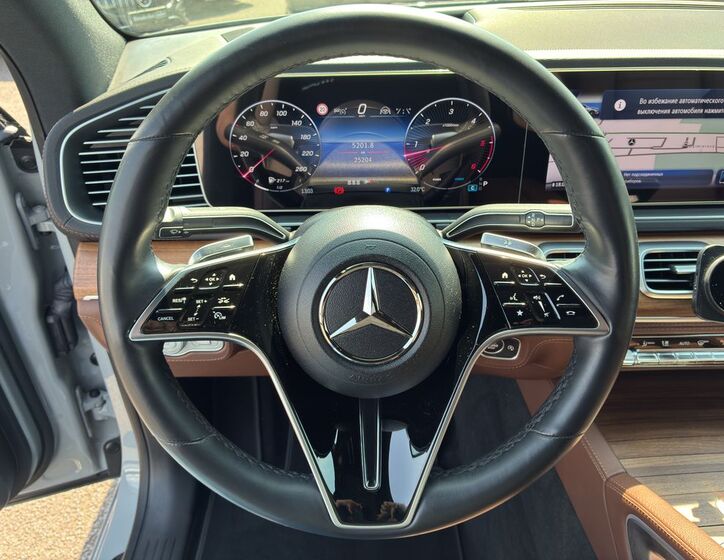 Mercedes-Benz GLE 18