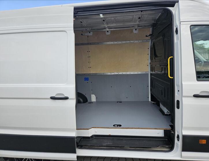 Volkswagen Crafter 8
