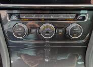 Volkswagen Golf 34