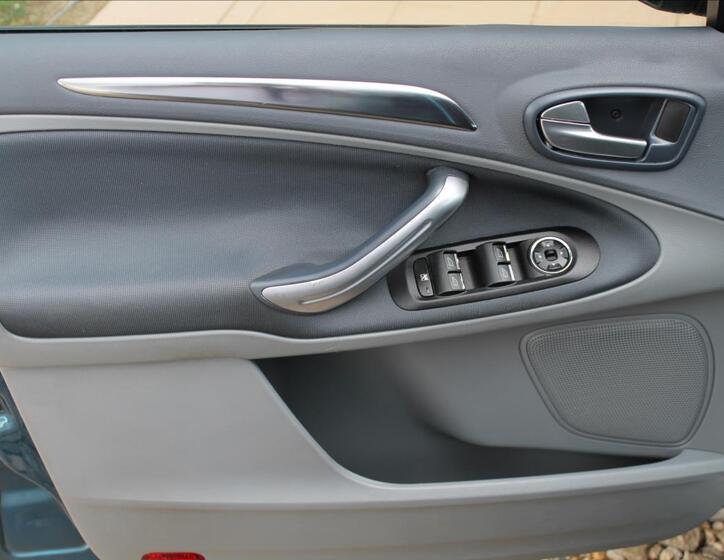 Ford S-MAX 23