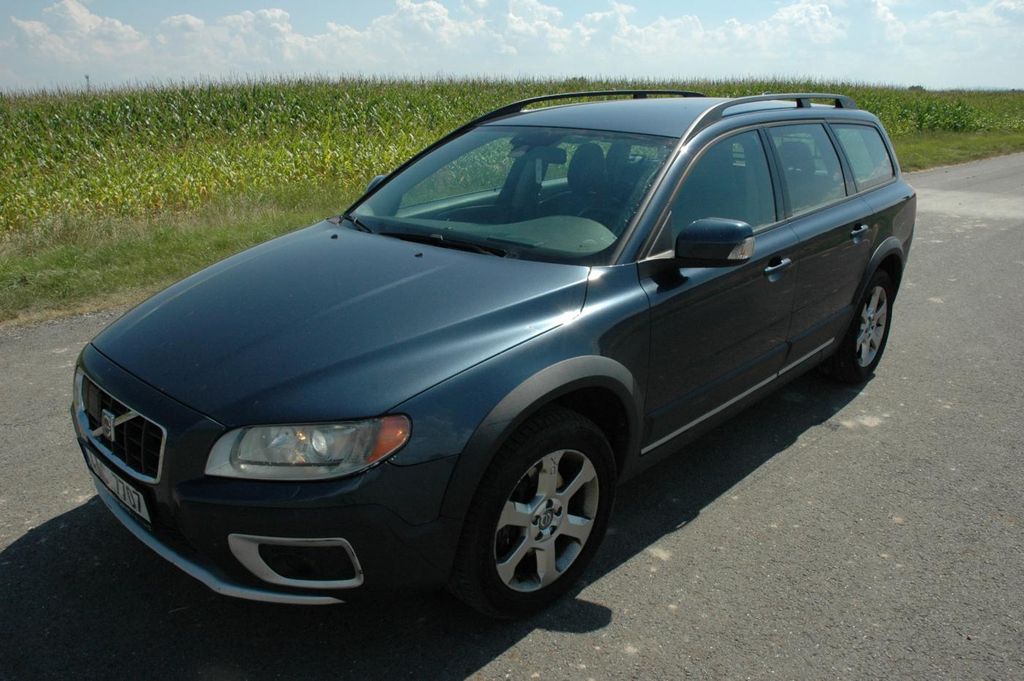 Volvo XC70