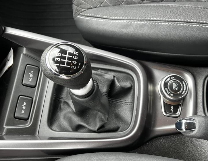 Suzuki Vitara 38