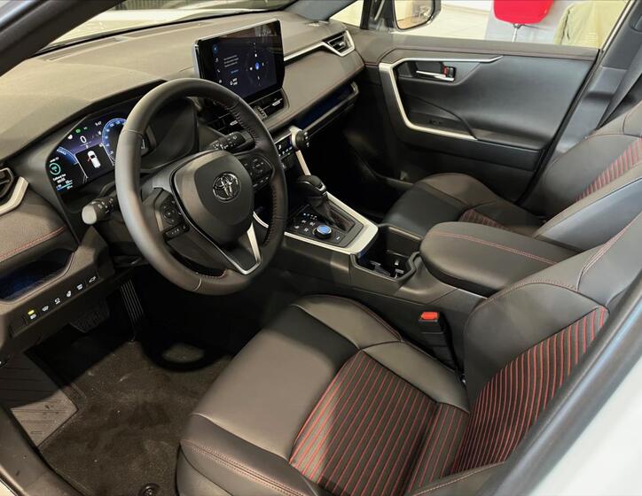 Toyota RAV4 11