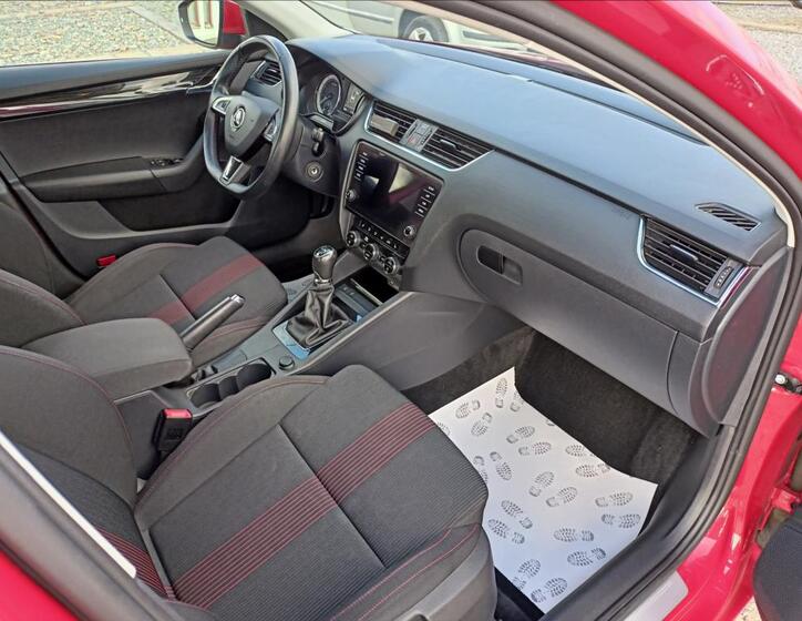 Škoda Octavia 9