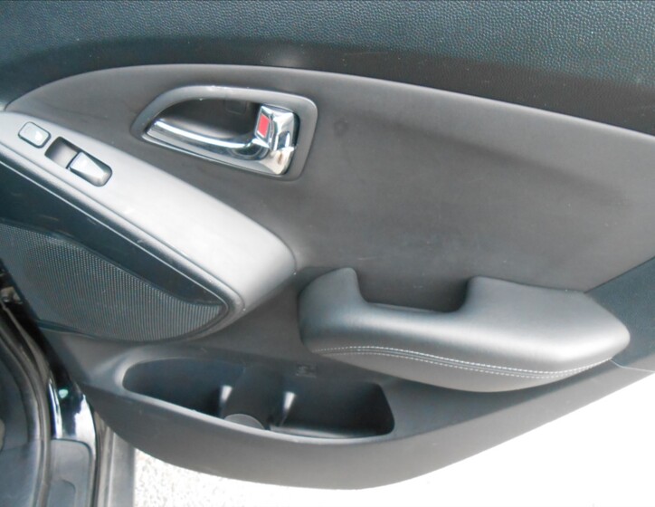 Hyundai ix35 17