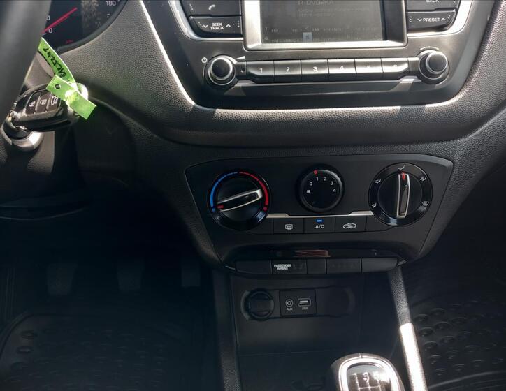 Hyundai i20 12