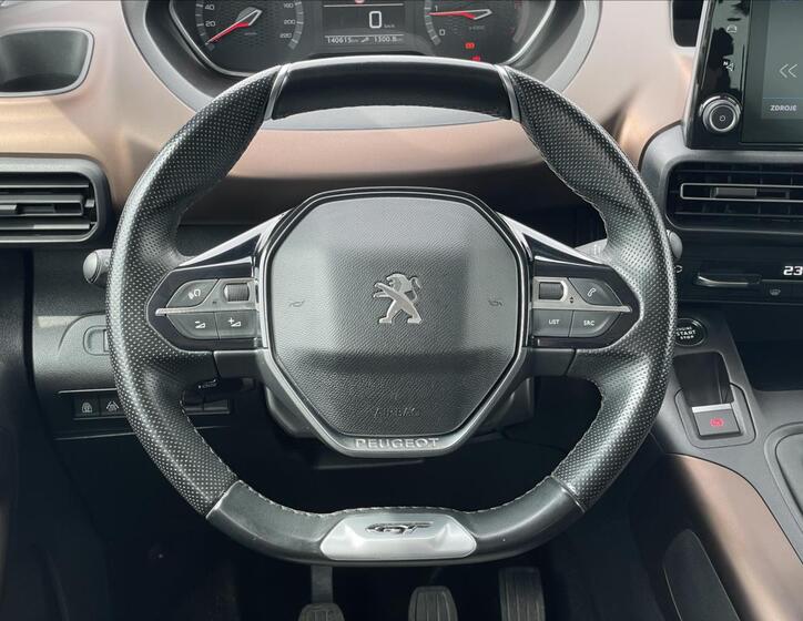 Peugeot Rifter 8
