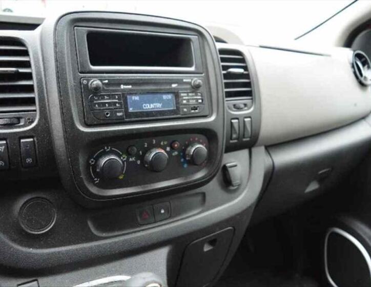Renault Trafic 27