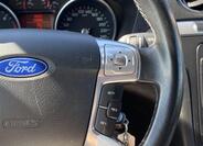 Ford Galaxy 19