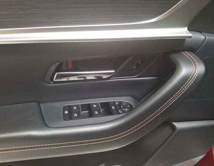 Mazda CX-80 11