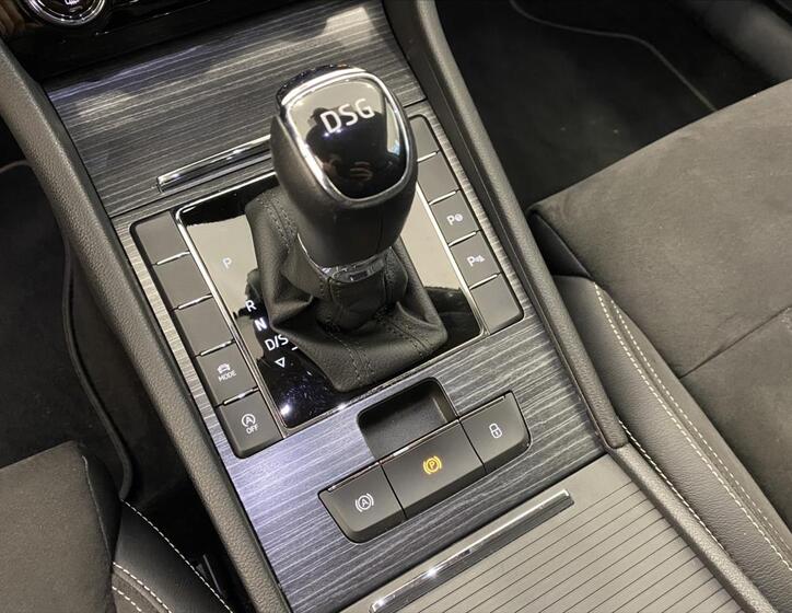 Škoda Superb 21