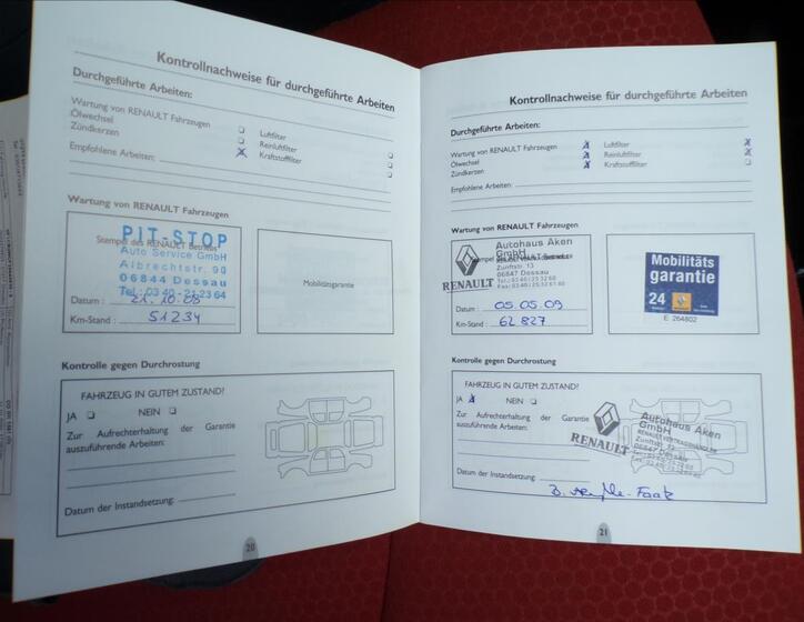 Renault Clio 24