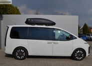 Hyundai Staria 6