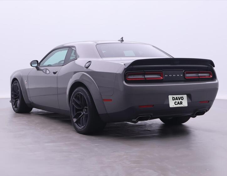 Dodge Challenger 5