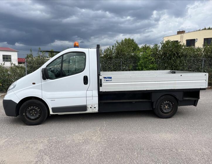 Opel Vivaro 4