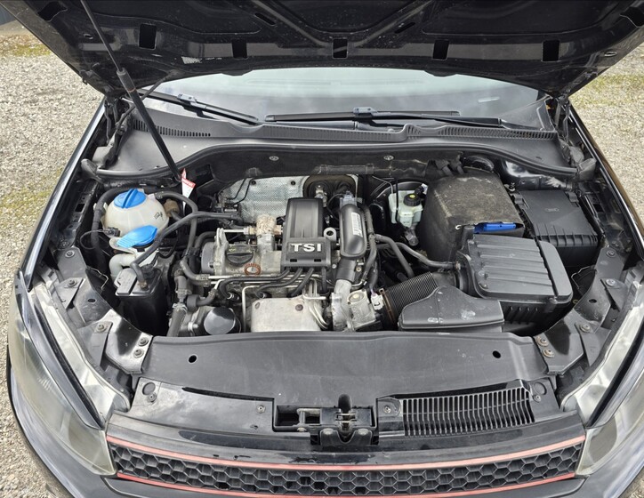 Volkswagen Golf 26