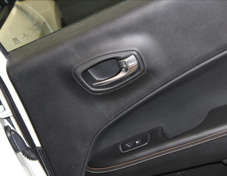Jeep Compass 21