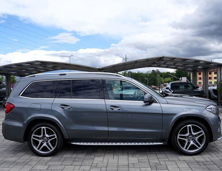 Mercedes-Benz GLS 7