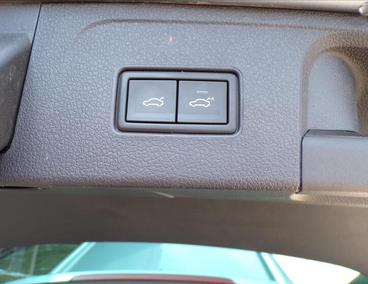 Volkswagen Passat 25