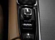 Volvo XC90 17