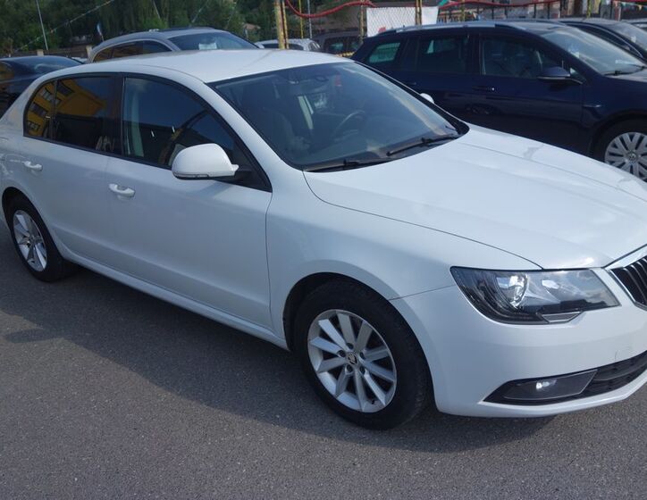 Škoda Superb 3