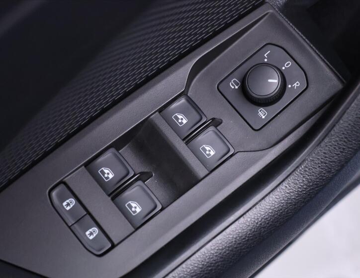 Škoda Octavia 16