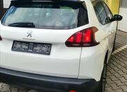 Peugeot 2008 9