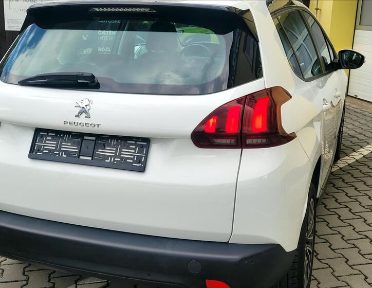 Peugeot 2008 9