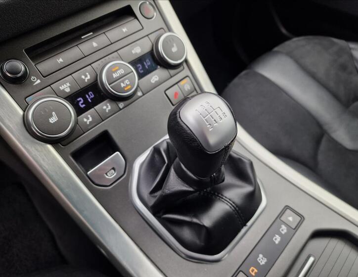 Land Rover Range Rover Evoque 32