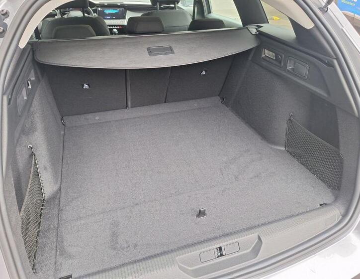 Peugeot 308 6