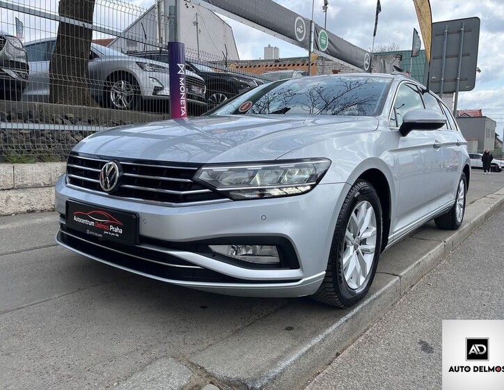 Volkswagen Passat 1